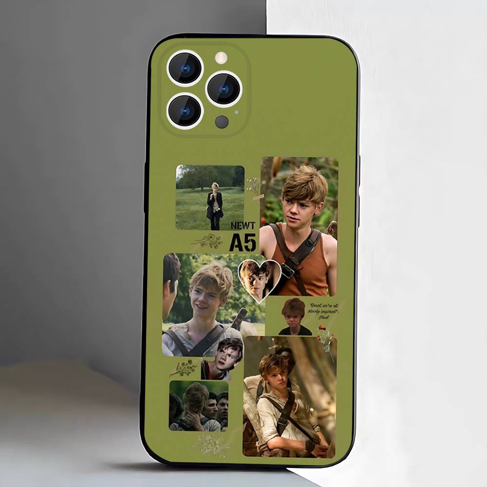 Чехол для телефона M-Maze R-Runner Для iPhone 17,16,15,14,13,12,Pro,Max,Plus,E,SE4,Air,Mini Черный Мягкая Коробка iPhone11