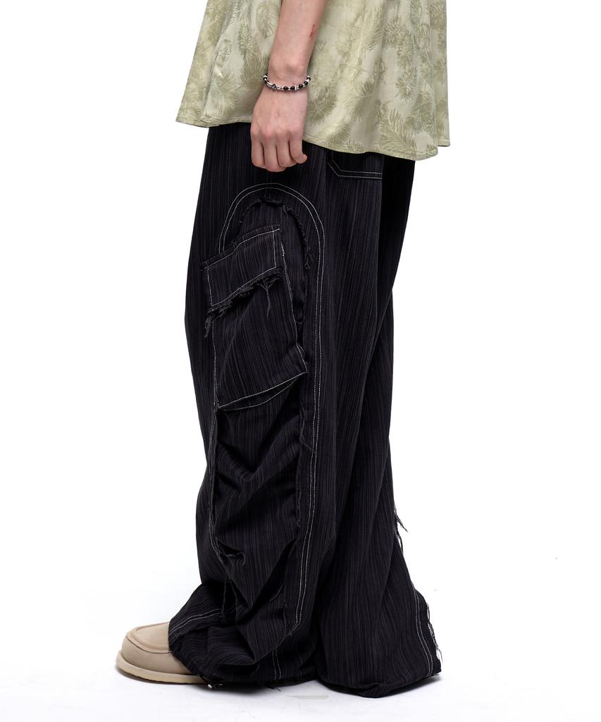 Aleseueseussi Wrinkle Mixed Stripe Cargo Pants - Black