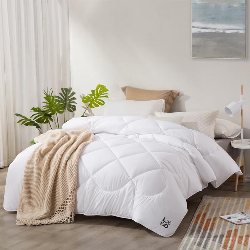 LOVO All-Season Fiber Quilt