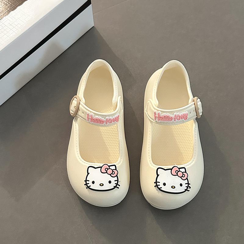 Cute cartoon Hello Kitty hole shoes women's summer 2025 new fashion wear comfortable versatile breathable sandals