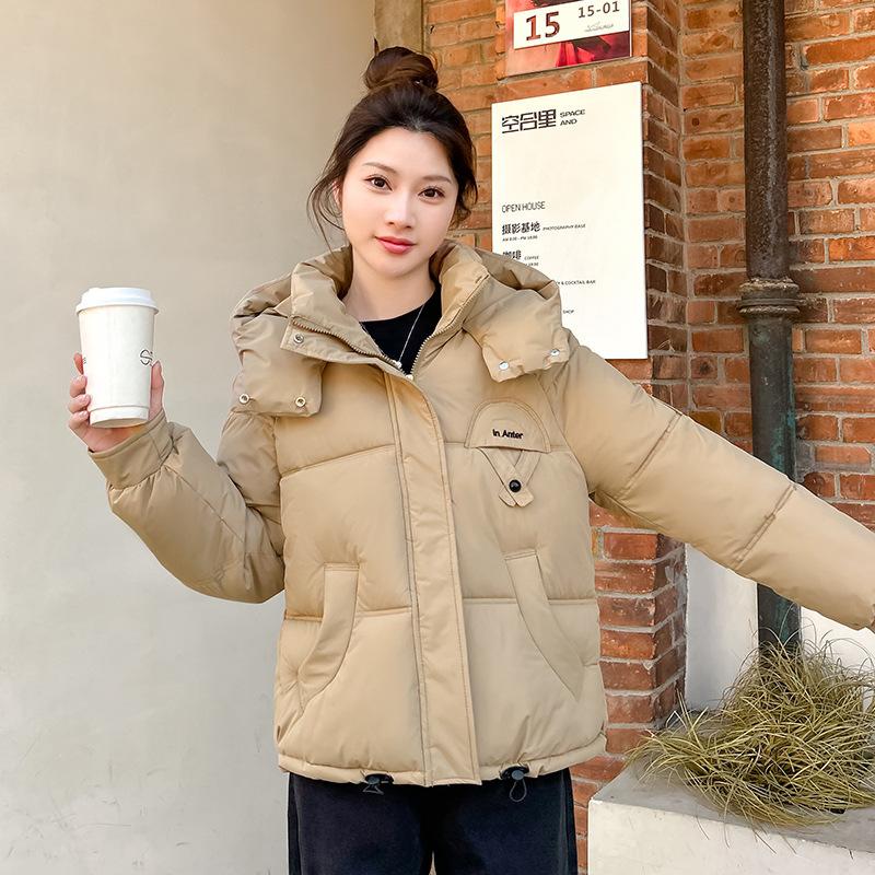 

Маленькая хлопковая одежда зима 2025 новая пуховая хлопковая куртка в зарубежном стиле утолщенная короткая стеганая куртка куртка XXL хаки