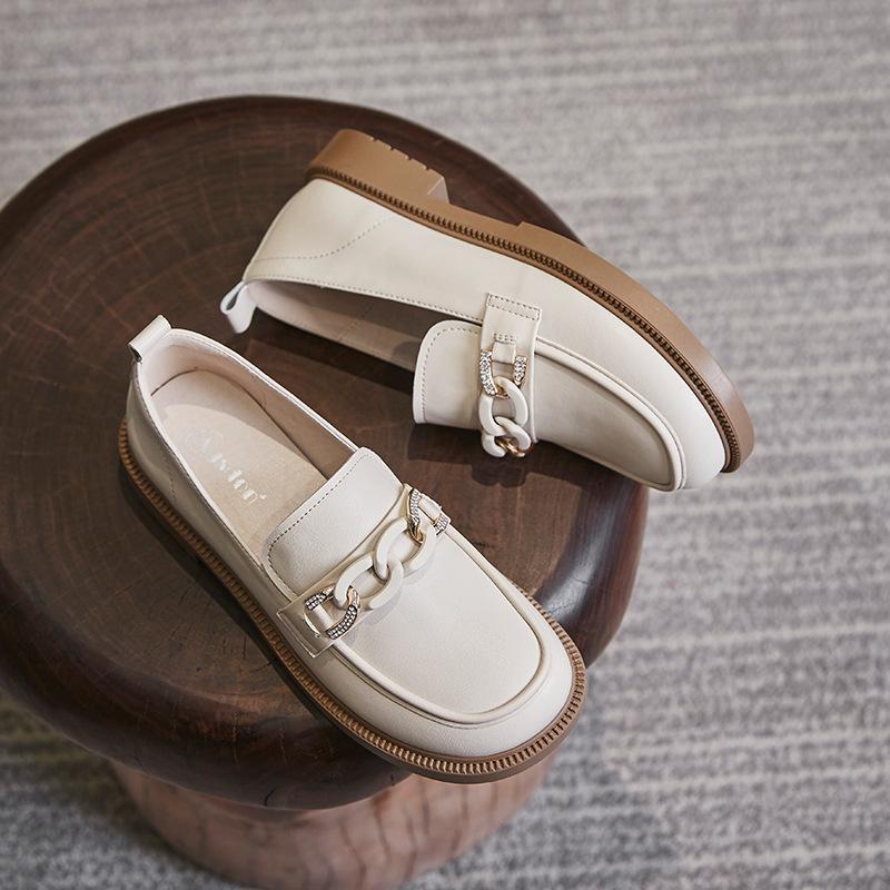 

Flat shoes Chinese New Year autumn single shoes one pedal commuting soft-soled women s shoes black small leather shoes 40