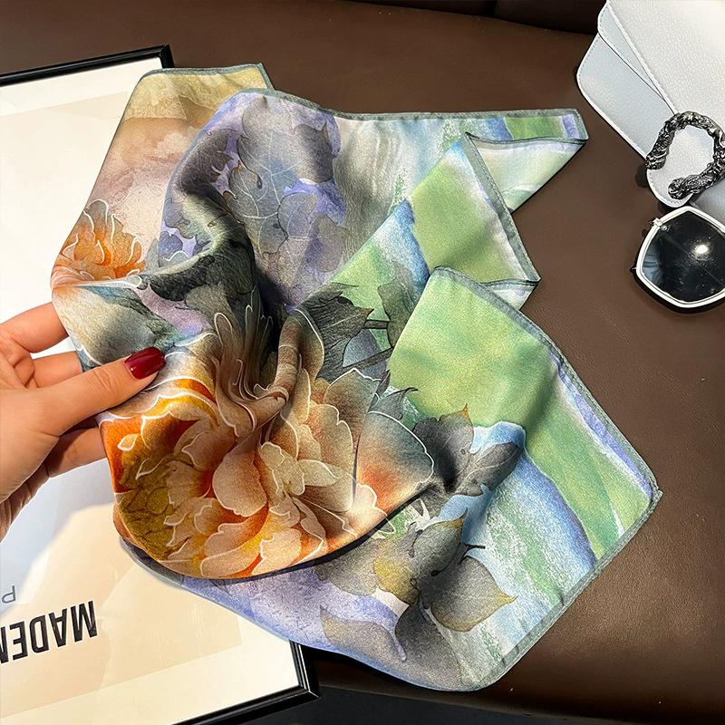 New 100% Natural Real Silk Scarf Women Bandana Square Scarves Wrap Kerchief Mulberry Spring Fashion Luxury High Quality Hijab