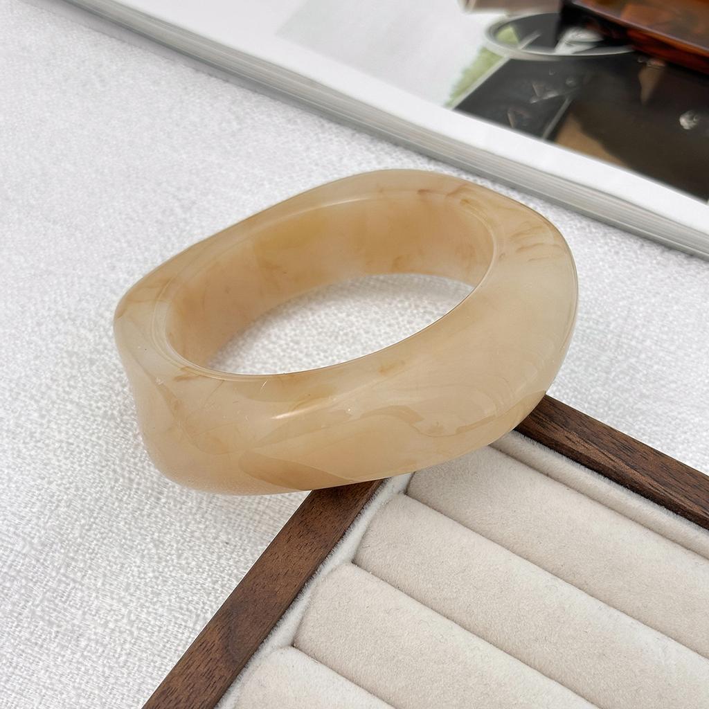 Y2K Boho Transparent Resin Acrylic Bangles for Women 2025 New Fashion Geometric Irregular Bracelet Aesthetic Jewelry