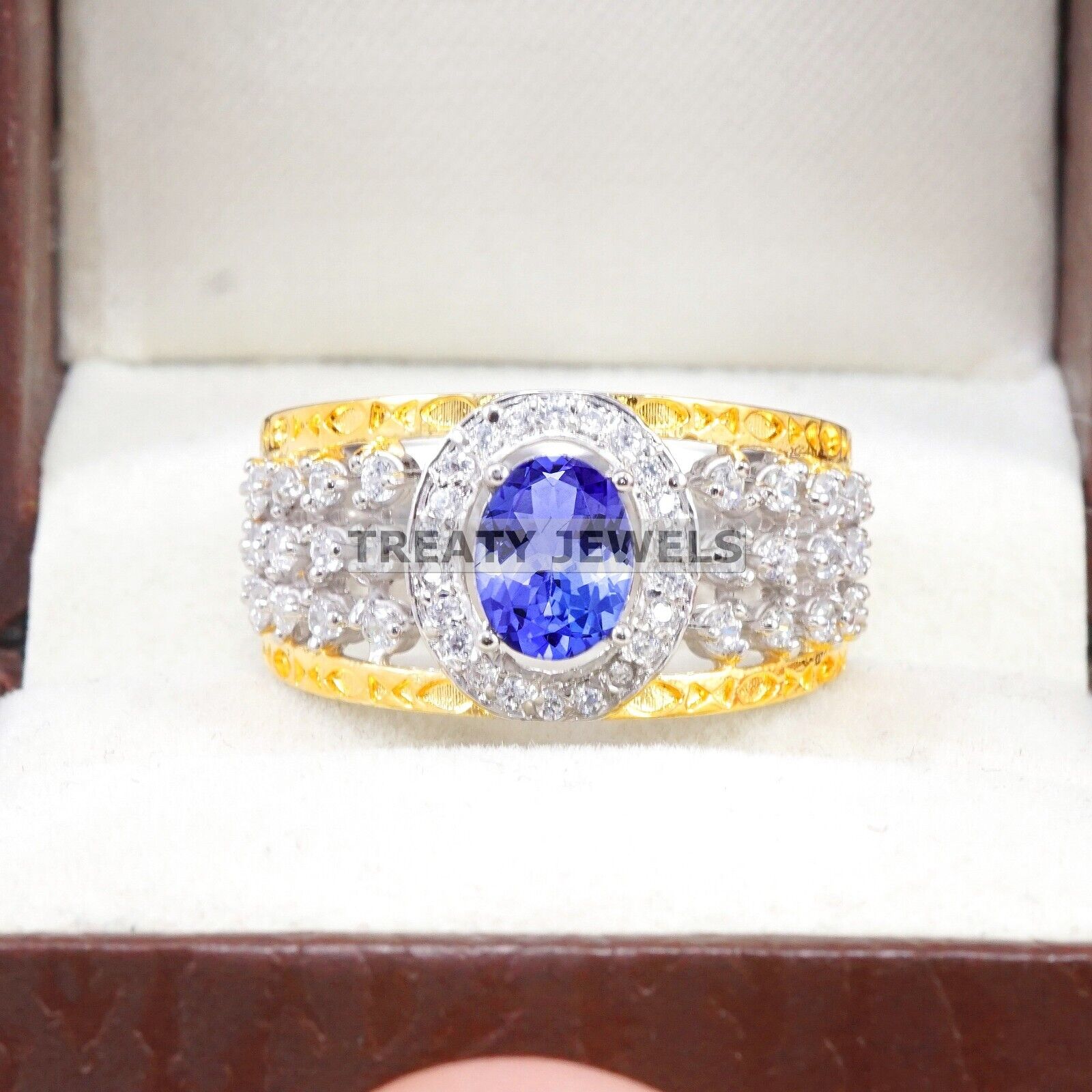 

Tanzanite Oval Cut Gemstone With 925 Sterling Silver Ring For Men s #B680 JL375688167377 4-16 US срібний