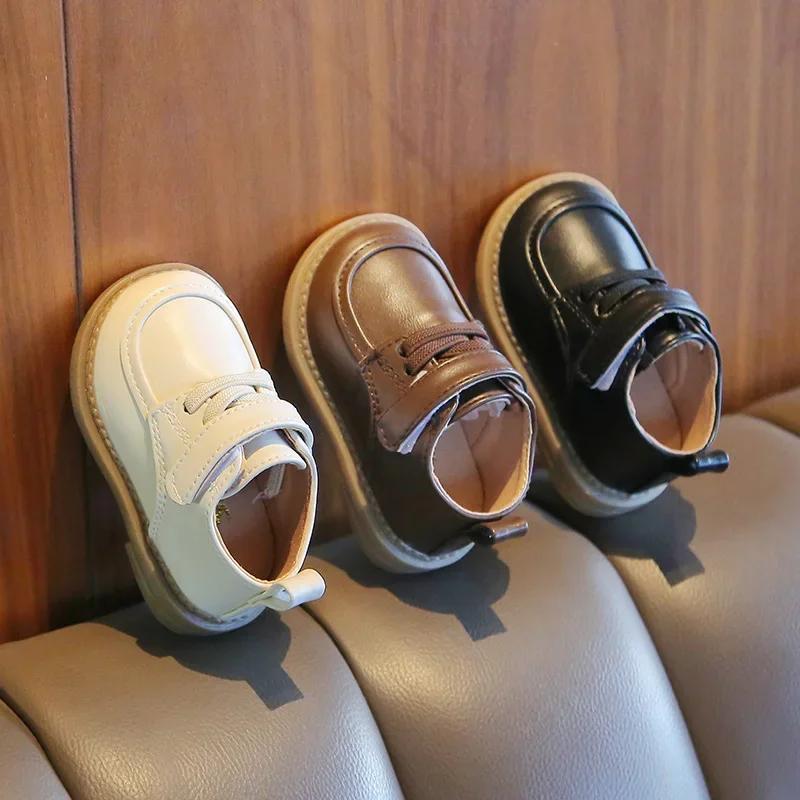 New 2024 Baby Shoes Toddler Boys Girls Soft Bottom Leather Walkers Non-slip Shoes for Kids Comfortable Infant Sneakers
