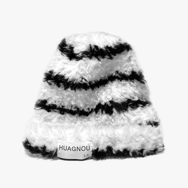 New Hat for Women Korean Style Stripes Showing Face Small Fluffy Warm Wool Hat Big Head Around Ear Protection Pile Hat Men's Trendy