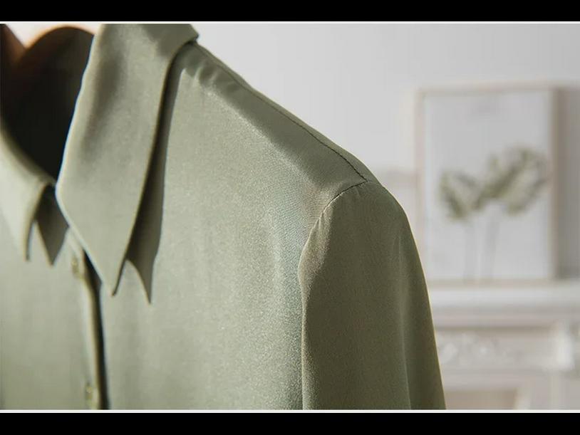 Women's Elegant Silk Commuting Shirt, Solid Color, Three-Quarter Sleeves, Mulberry Silk Top