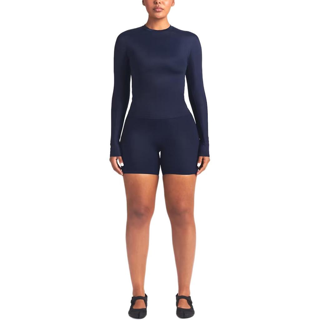 Women's NikeSKIMS Shine Women's Long-Sleeve Crew-Neck Top