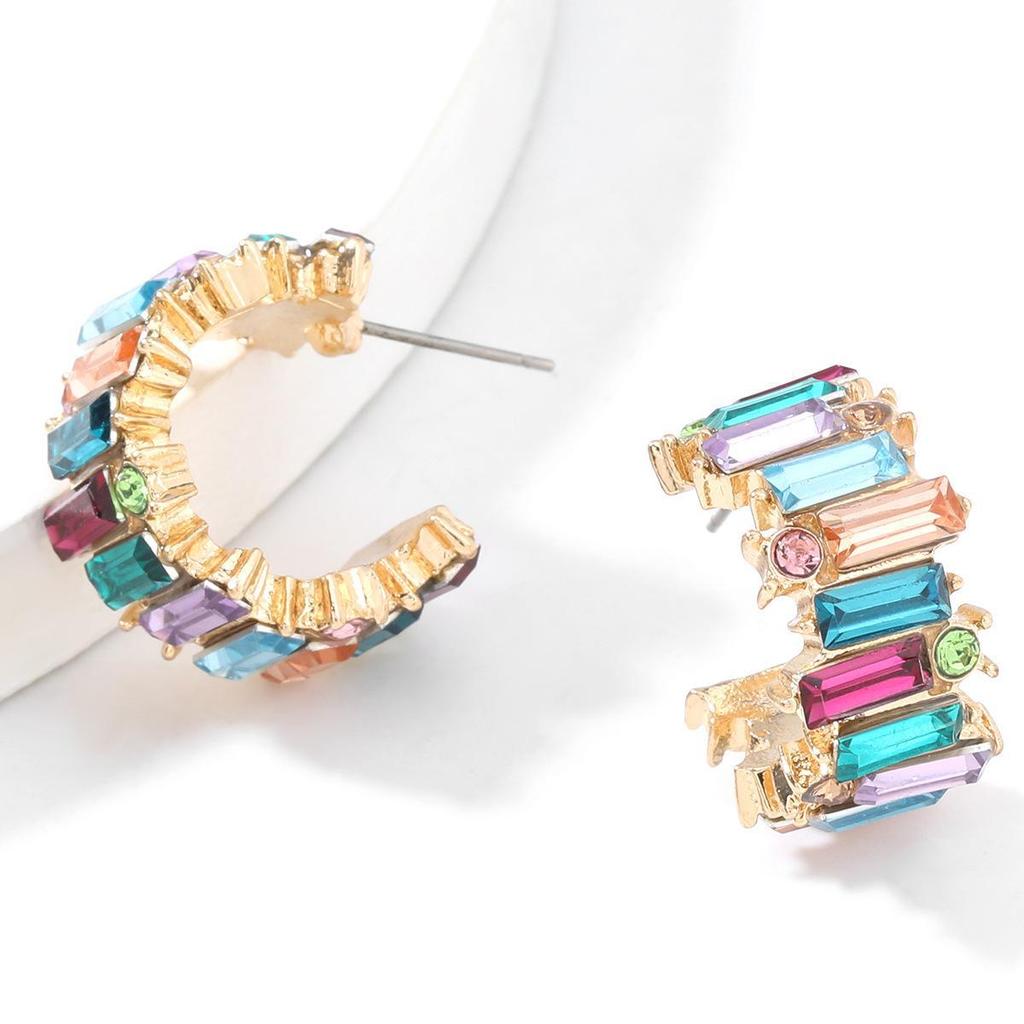 Modische Acryl-C-förmige Ohrringe mit farbigen Diamanten für Damen