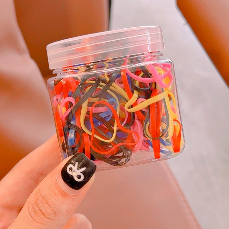 Jarred Rubber Hair Bands: No-Damage, Strong, and Unbreakable Hair Ties