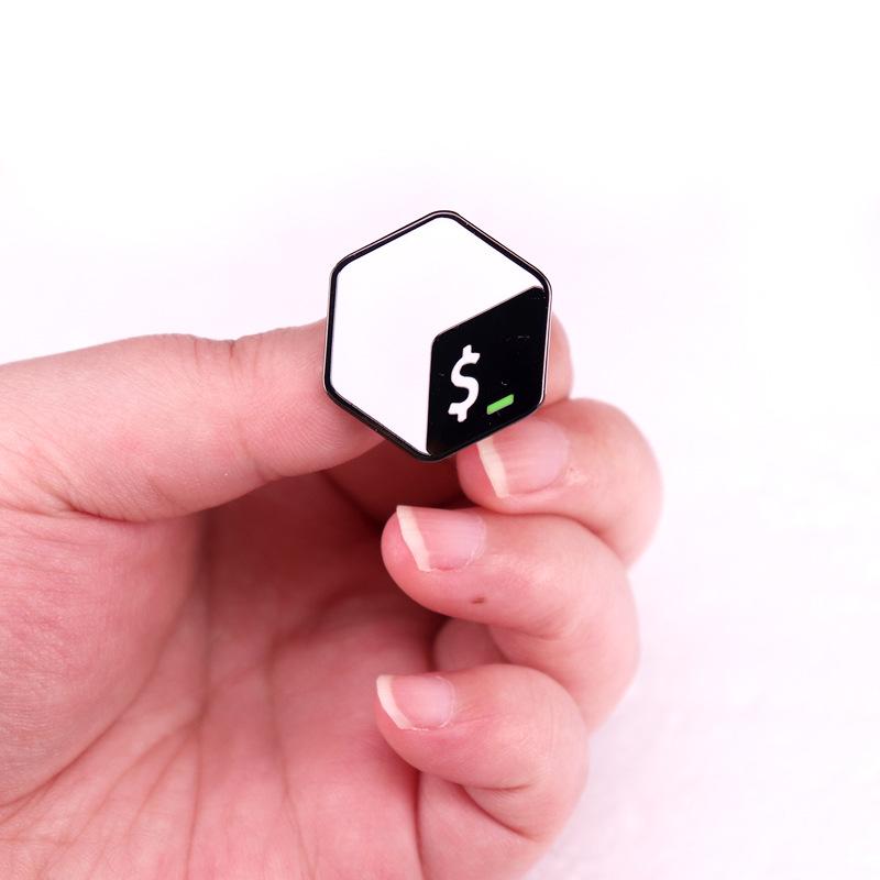 

Модные и милые броши, значки с героями мультфильмов, броши и значки на сумки для одежды One Size чёрный