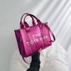 Niche Glossy Design Tote Bag, New Summer Trend Handbag, Fashionable and Simple One-shoulder Crossbody
