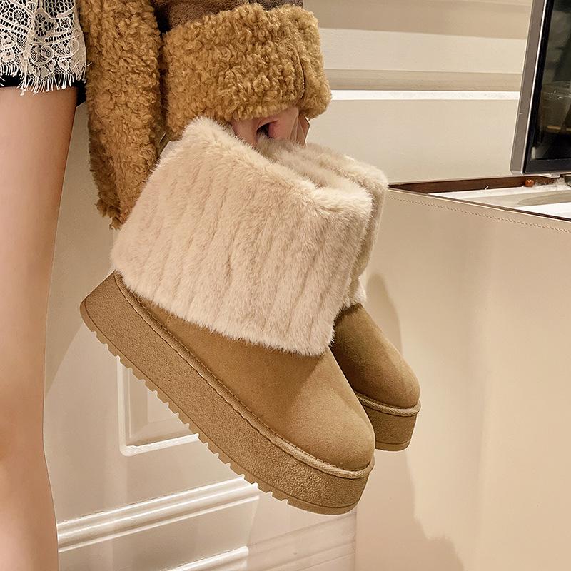 Σούπερ φωτιά κοντές μπότες με χοντρή σόλα γυναικείες χειμερινές με επένδυση και χοντρές μικρές μπότες στοίβαξης 2025 νέες ζεστές αφράτες μπότες χιονιού