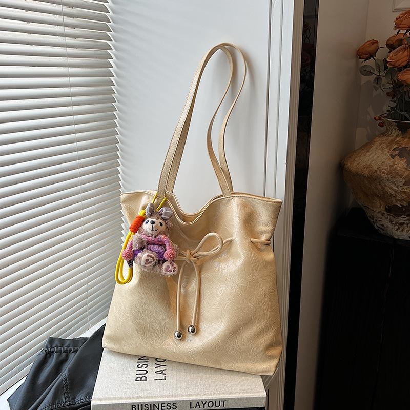 Premium Sense Large-capacity Bag Women's New Summer Commuting Versatile Shoulder Bag Portable Tote Bag