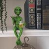 UV Protected Alien Garden Ornament Statue Hand-Painted Funny Rude Alien Sculpture Home Decor Yard Ornament