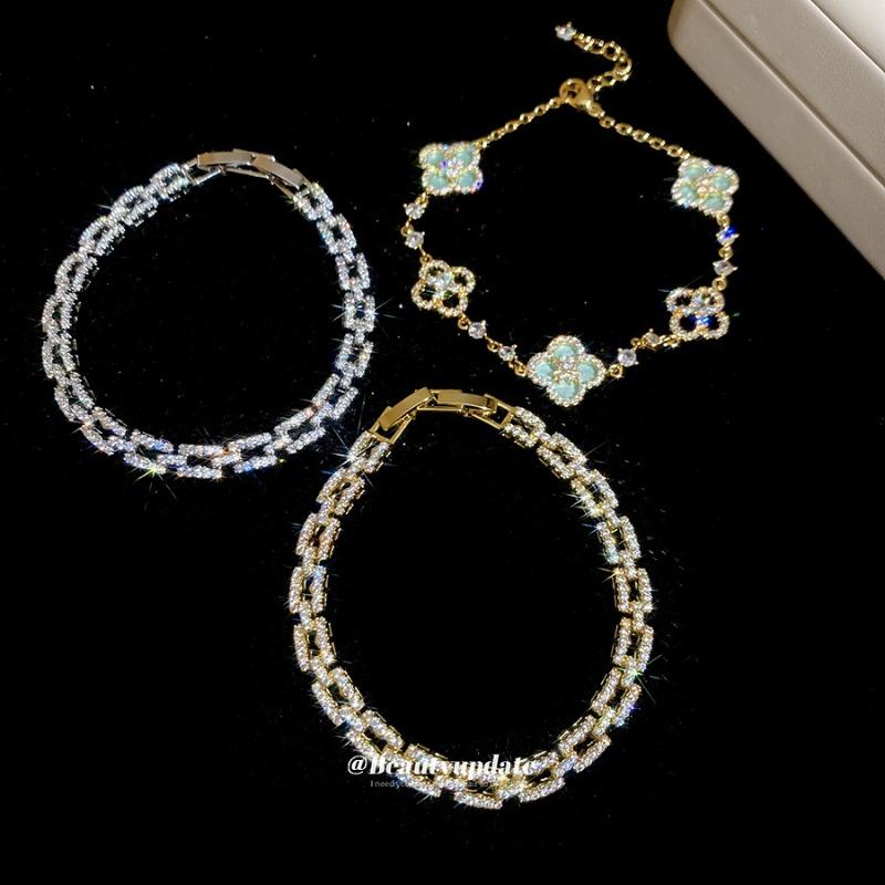 Rhombus hollow zircon flower bracelet light luxury high-end bracelet fashion trend personalized jewelry women