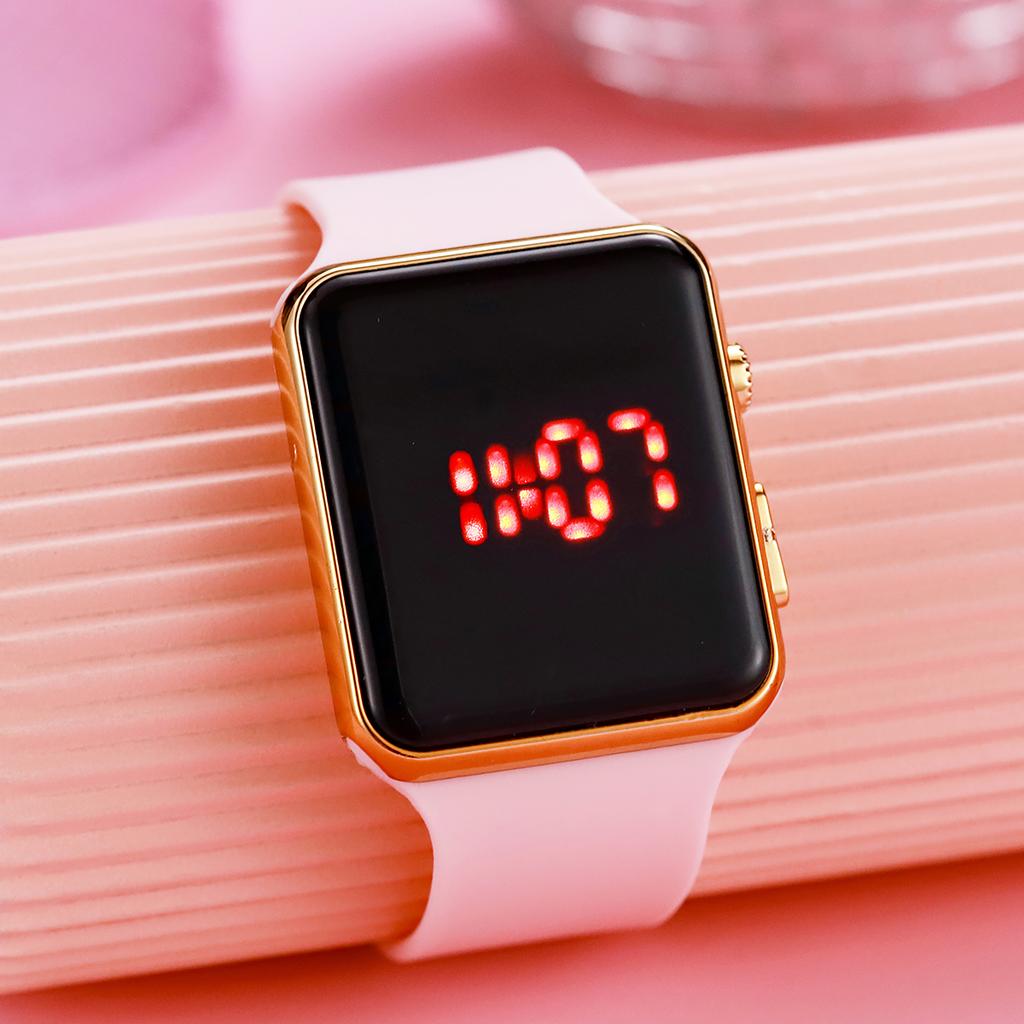 New Fashion Square dial silicone strap LED screen electronic wrist watch, suitable for Christmas Halloween gifts