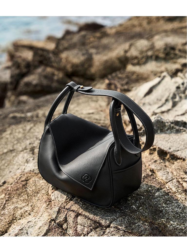 Wang Churan Inspired Yuanbao Cowhide Shoulder/Crossbody Bag