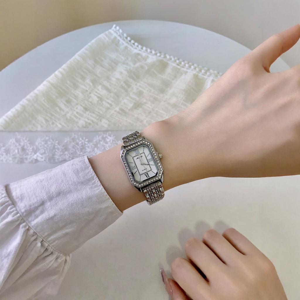 Rose Gold Silver Steel Belt Women's Watch with Diamond Dial Niche Waterproof Quartz Watch