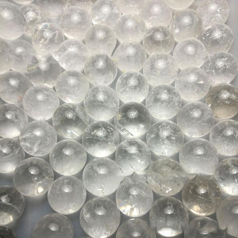 Beautiful Multiple Size Type Natural White Crystal Ball