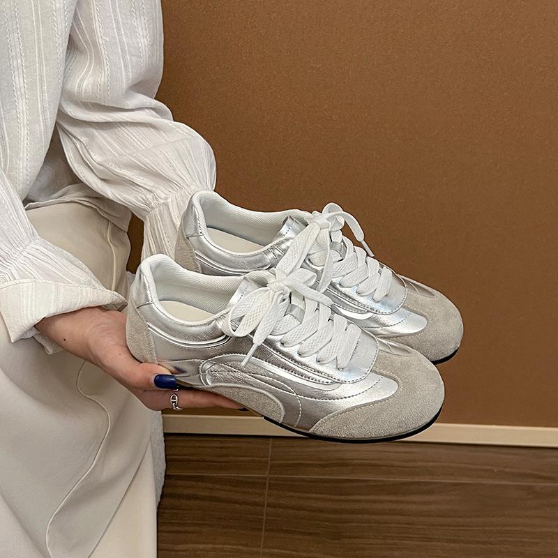 Leather high-heeled retro color matching German training shoes 2025 new flat-bottomed inner height-increasing Forrest Gump sports and leisure sh