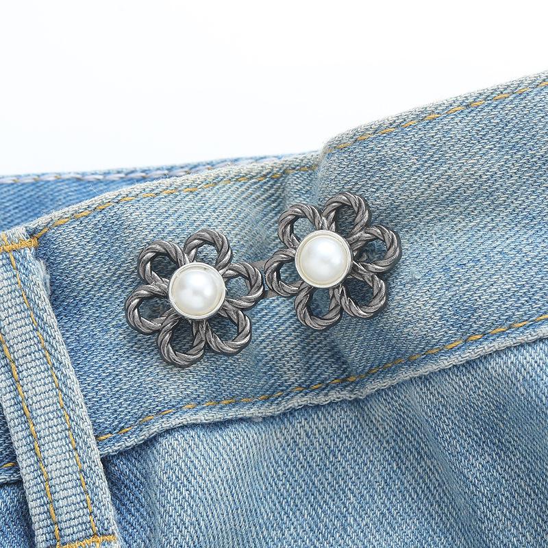 Adjustable Six-Petal Waist Buckle - No Sewing or Nails Needed