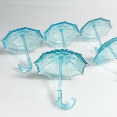 1 Stück Puppenhausmöbel Zubehör Transparenter Kunststoff Mini-Regenschirm Heimdekoration Kinderspielzeug