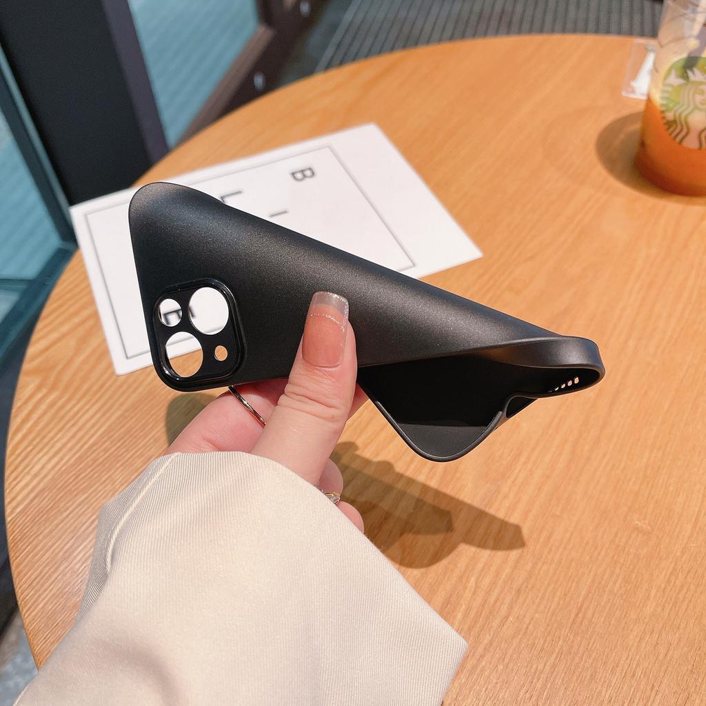 Applicable To IPhone16Pro Ultra-thin Matte Phone Case Golden Apple 15 Heat Dissipation and Semen Hole 14 Skin Feeling Protective Case