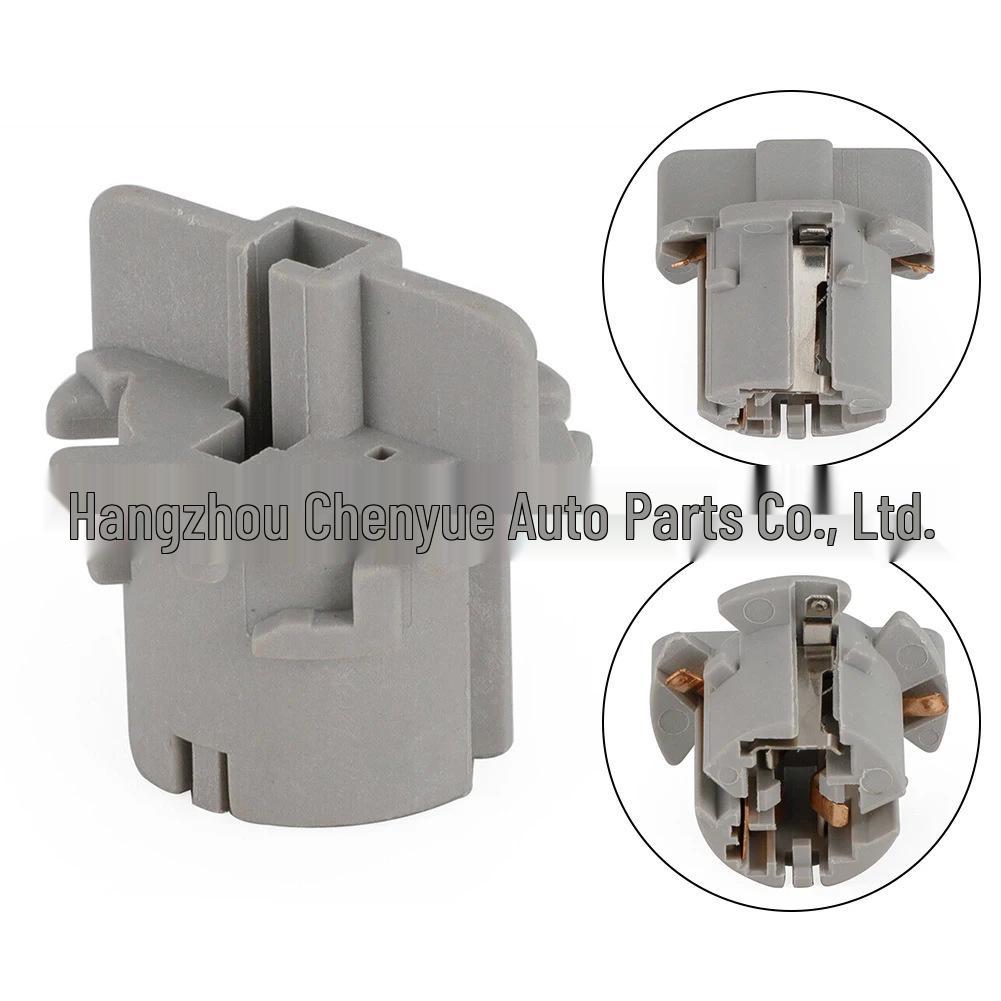 Toyota Highlander (01-07) & 4Runner (10-14) Taillight Socket 90075-60033