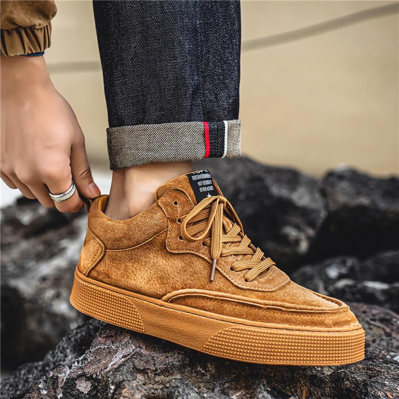 Men's Four Seasons Trend Low-Top Thick-Soled Sneakers - Casual, Height-Increasing, Flat Sports Shoes for Autumn and Winter.