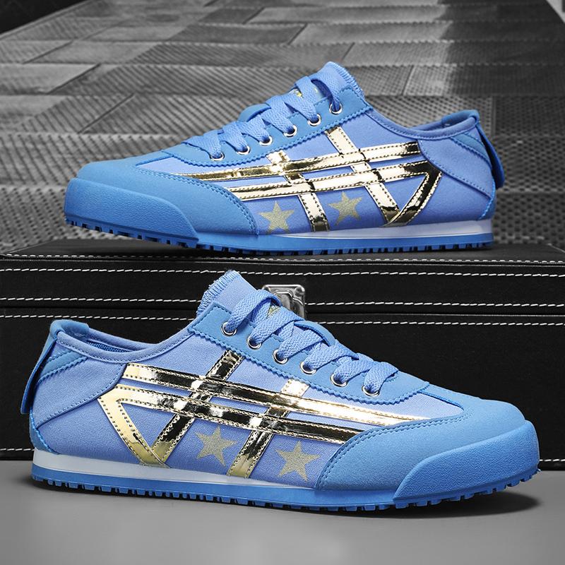 Classic Canvas Men Casual Shoes Fashion Male Breathable Walking Sport Sneakers Lightweight Couple Flats Slip On Men Tennis Shoes