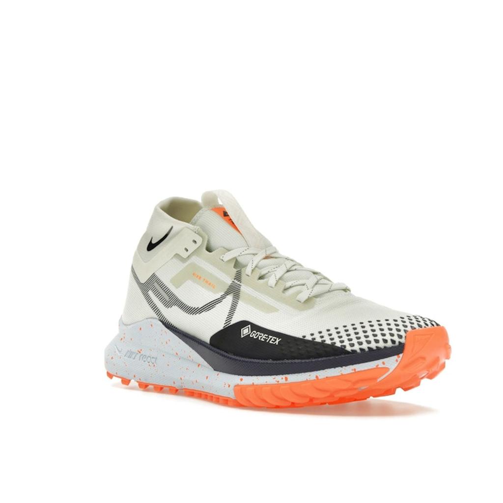 Nike Reaguj Pegasus Trail 4 GORE-TEX Sea Glass Total Oranžová Pánské Tenisky Krémová Modrá-Tint Fialová-Ink DJ7926-004