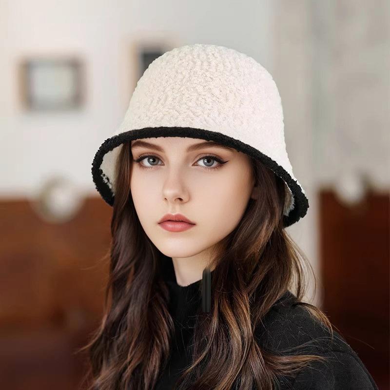 Korean Version of Autumn and Winter New Women's Outdoor Warm and Fashionable Small Basin Hat Casual Travel Color Blocking Bucket Hat