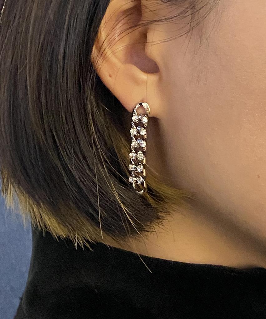 Kudos Glow Chain Long Earrings