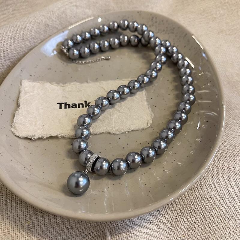 French Style Diamond-Set Hemp Gray Imitation Pearl Necklace Female Positive Round Strong Light Pendant Collarbone Chain Light Luxury Sweater Chain