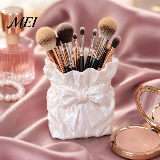 Powder Brush Holder Satin Bow Bag Makeup Holder, 3D Printed Beauty Tool Organizer Large Capacity for Desk, Bowknot Pouch Pencil Storage Container