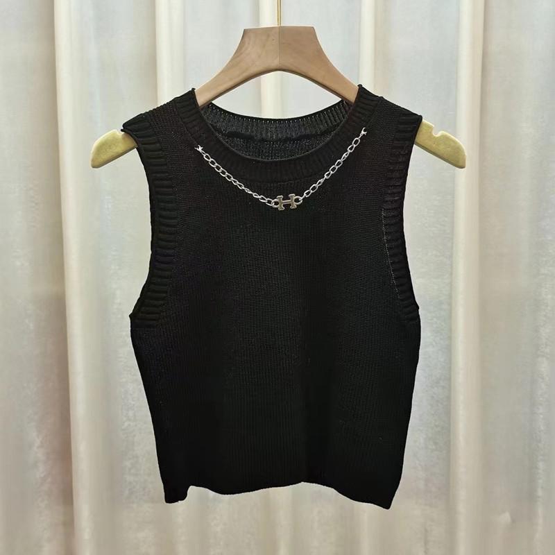 2026 Cute Round Neck Chain Pendant Slimming Vest