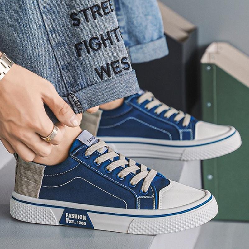 Fashion 2025 Summer New Men's Skateboarding Shoes Classic Men's Canvas Shoes Breathable Versatile Men's Soft Bottom Casual Sports Shoes