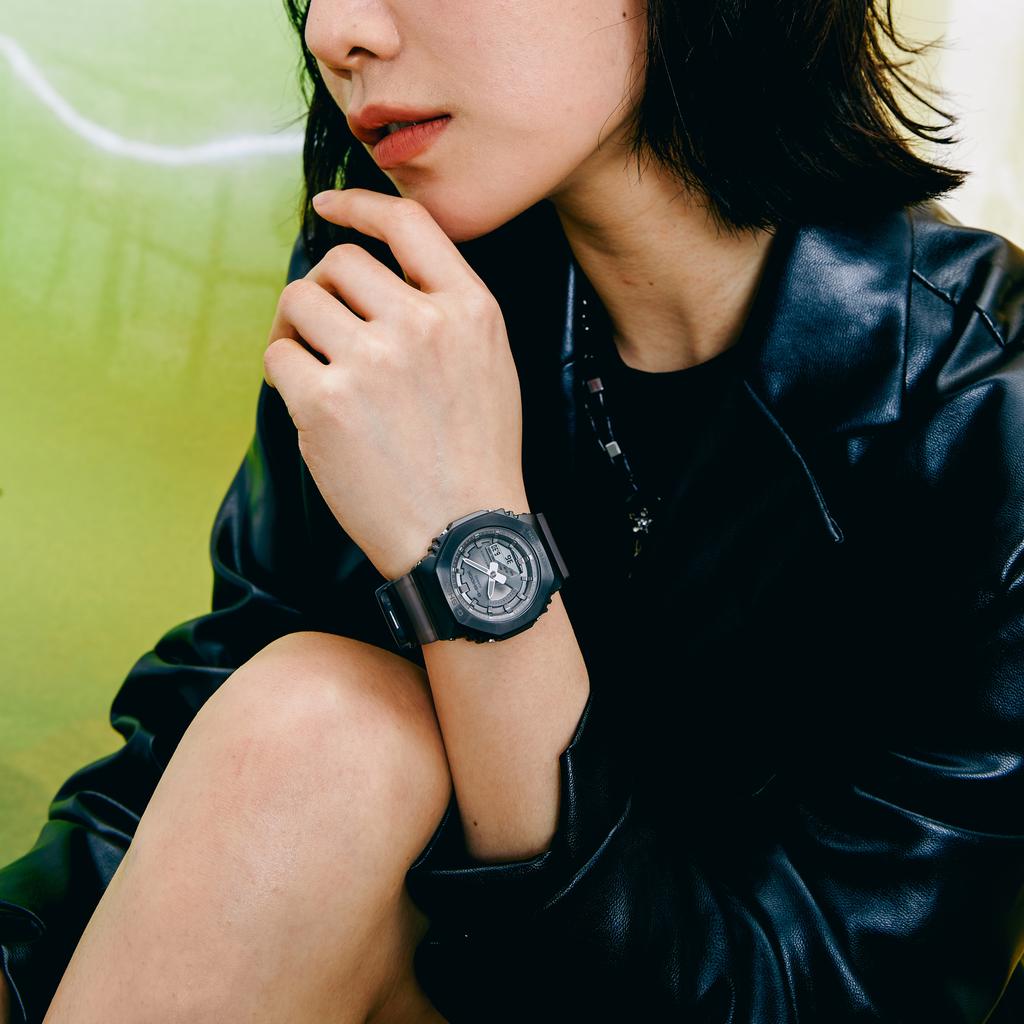 Casio Metal Waterproof Shockproof Sports Watch Quartz Movement Resin Strap Women watches Gray GM-S2100MF-1APR