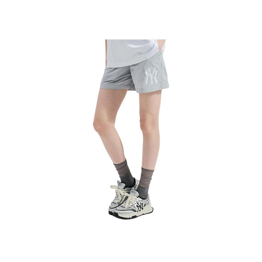New MLB New York Yankees Casual Shorts Unisex Gray 3ASMB0243-50GRL