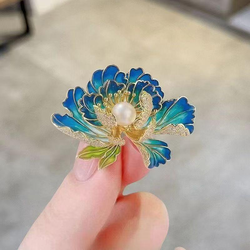 

European And American Fashion Retro Alloy Flower Set With Pearl Brooch Chest Flower one size синий