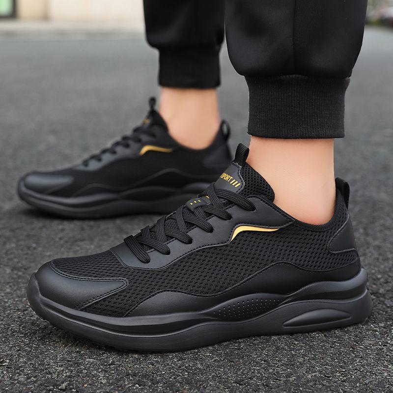 Weiße hohle atmungsaktive Mesh-Obermaterial Herren Freizeitsneaker Niedriger Preis Outdoor Sportlich Schlicht Leicht Bequem Männliche Sportschuhe