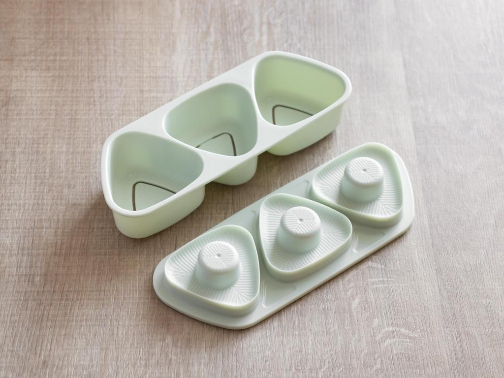 Skater Onigiri Molds Dull (3 Pieces), Gray, LKON3AG-A