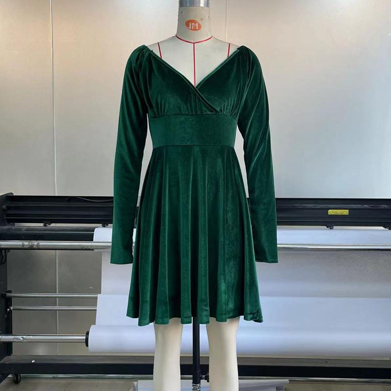 2026 New Women's Velvet Bodycon Dress, V-Neck Long Sleeve Short Cocktail Dress with Waist Cinching, Sexy Holiday & Party Velvet Gown