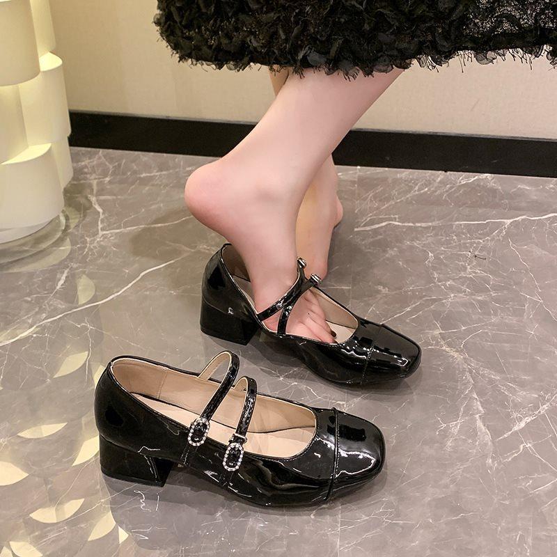 

Fashion word summer Xiaoxiangfeng new thick heel women s single shoes buckle belt square head French 2025 outer wear light mouth black 40 чорний