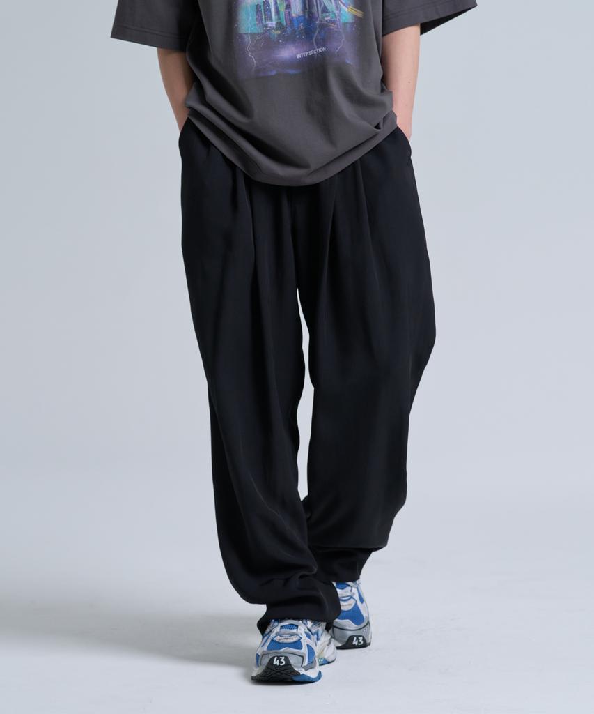 INTERSECTION Super Wide Drape Pants