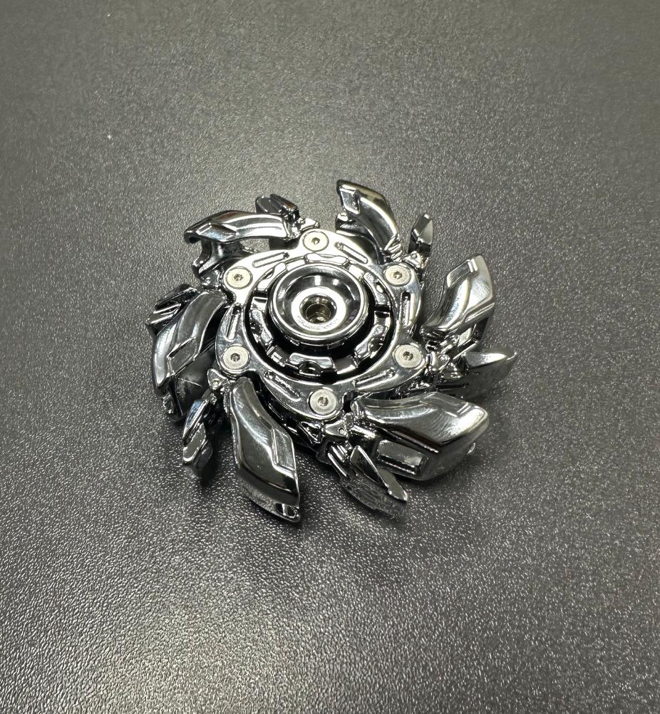 Irritable 08 Zinc Alloy Gyro Decompression Toy: Rotating Armor-Linkage Spinner