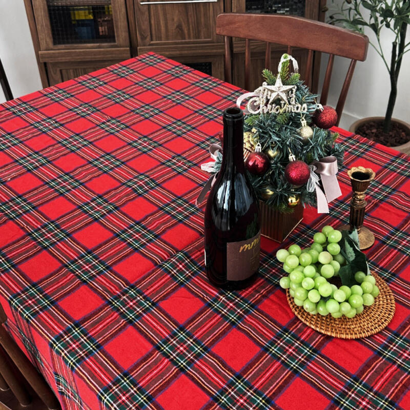 

Rough Cushion Holiday Check Tablecloth 4-Person M green