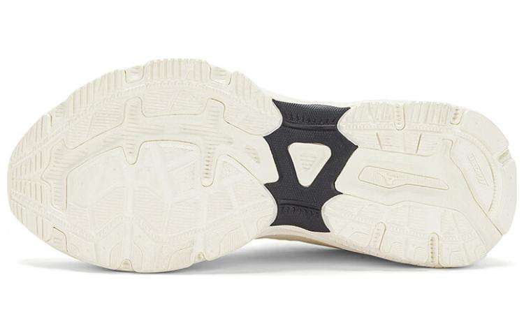 Mizuno Racer 'Cream Black White'